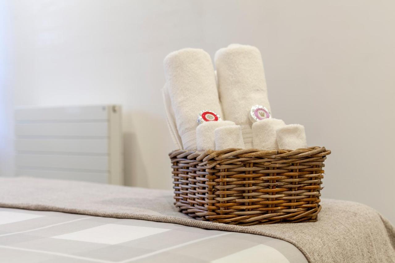 Private Double Bd With Optional Balcony, 15 Mins To London Cc Apartment Bagian luar foto