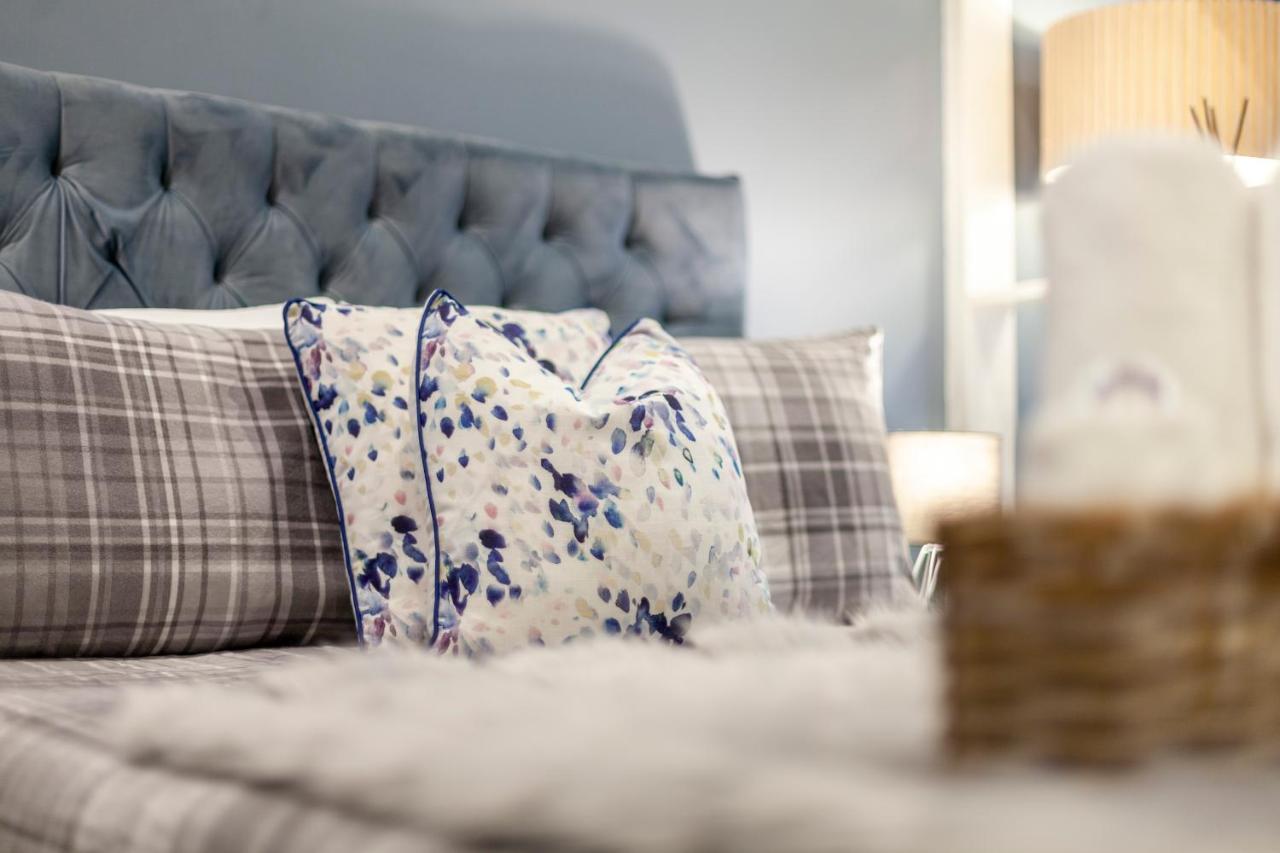 Private Double Bd With Optional Balcony, 15 Mins To London Cc Apartment Bagian luar foto